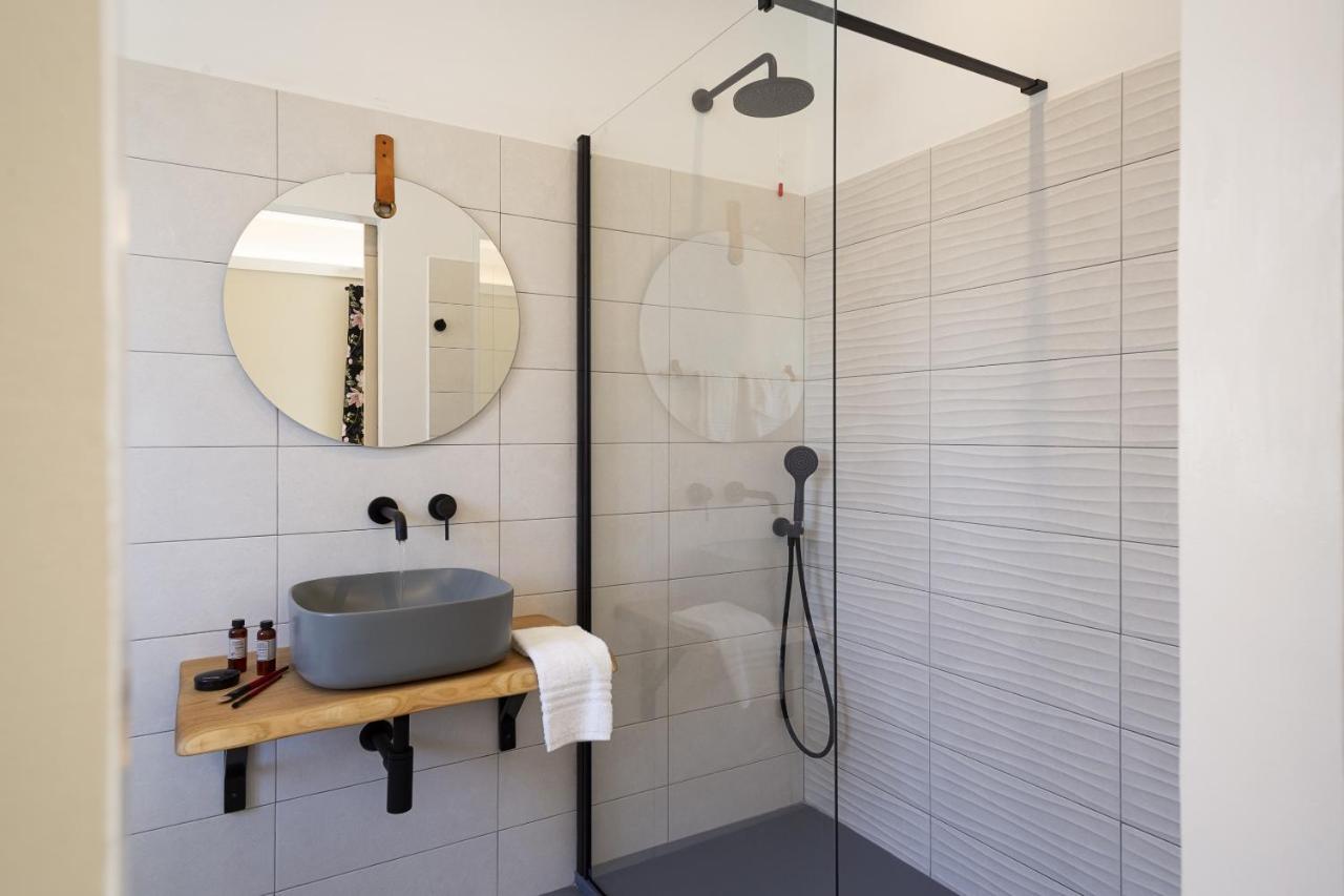 La Via Rooms And Terrace Olbia Exterior photo